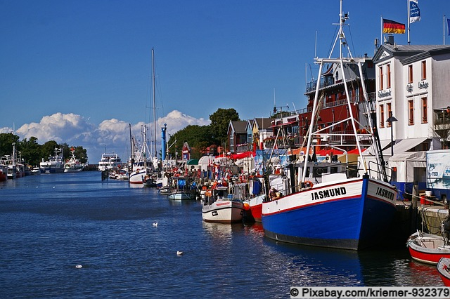 Alter Strom in Warnemünde