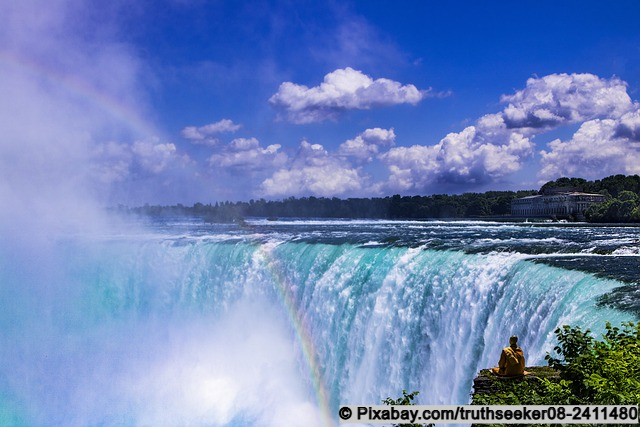 Die Niagarafälle mit Regenbogen